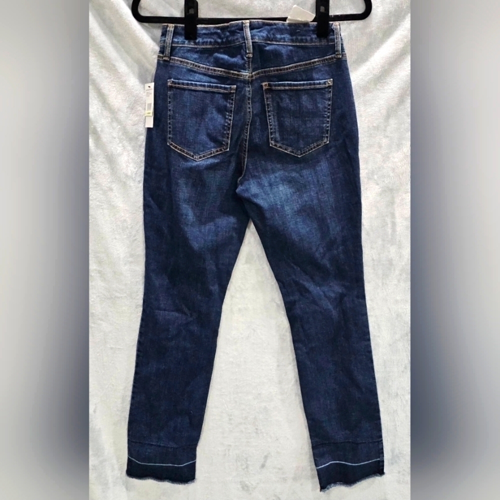 Gloria Vanderbilt Dark Wash Slim Straight Mid Rise Jeans Size 4 NWT - Picture 5 of 14